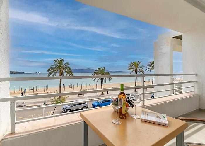 Beachfront Apartment Sivella Mar By Sealand Villas